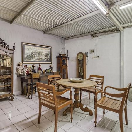 Reddoorz Hostel Near Adisucipto Airport Yogyakarta Kalasan Dış mekan fotoğraf