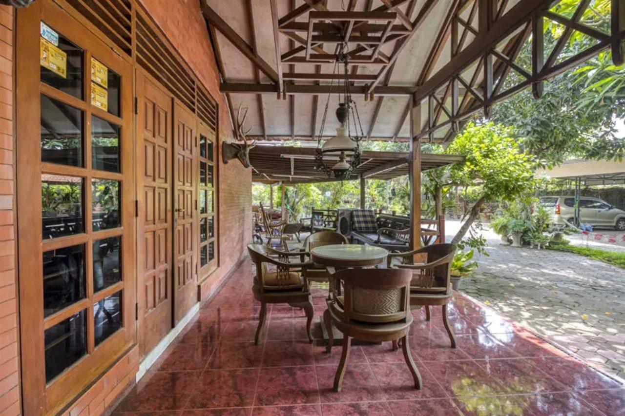 Reddoorz Hostel Near Adisucipto Airport Yogyakarta Kalasan Dış mekan fotoğraf